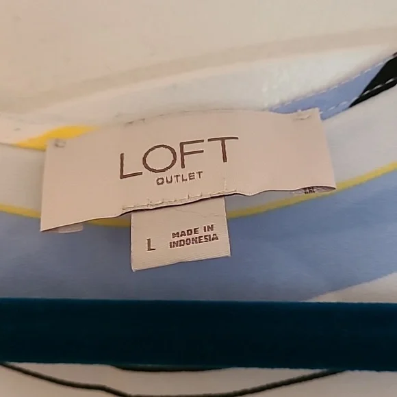 Loft Shell - Picture 2 of 3